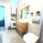 Peninsula Divina Daire