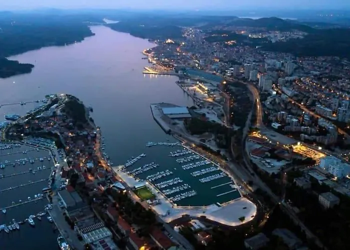 Peninsula Divina Apartamento *